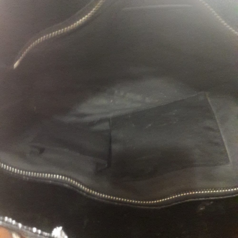 Purse - Picture 2 of 3